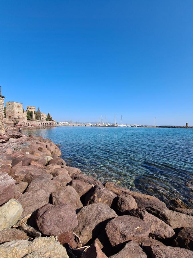 Bel Appartement Terrasse Au 4Eme Et Dernier Etage Mandelieu Eksteriør billede